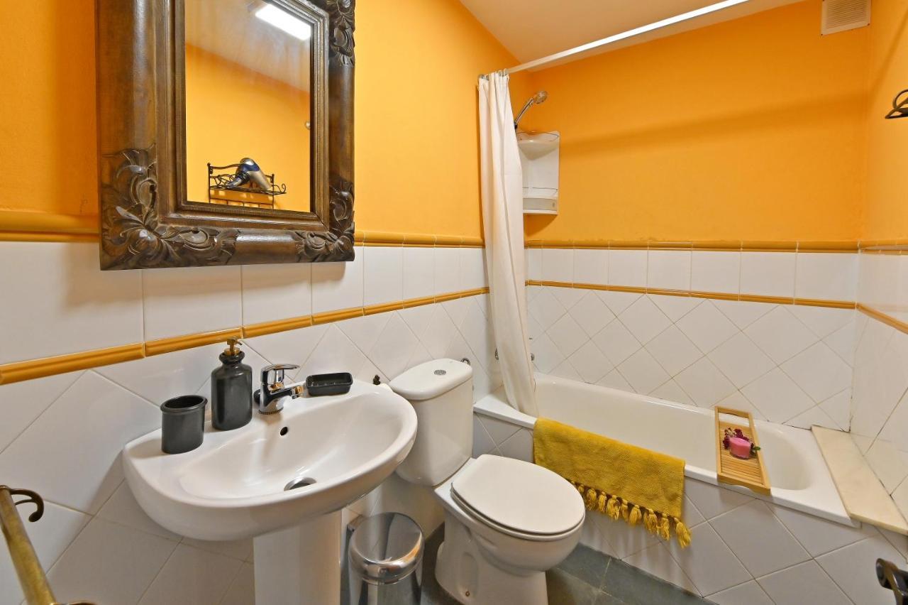 Puente Del Narcea Apartment Cangas De Narcea Bagian luar foto